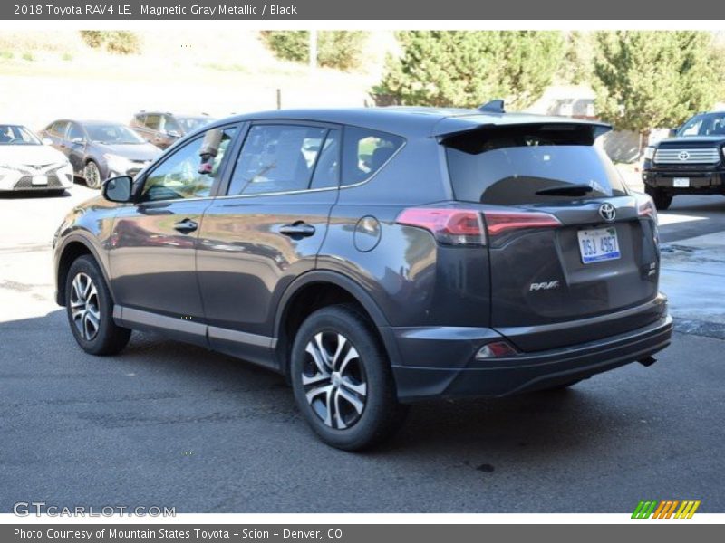 Magnetic Gray Metallic / Black 2018 Toyota RAV4 LE
