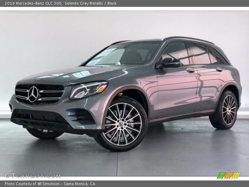 Selenite Grey Metallic / Black 2019 Mercedes-Benz GLC 300