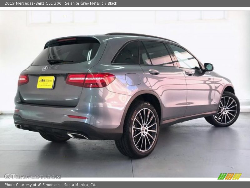 Selenite Grey Metallic / Black 2019 Mercedes-Benz GLC 300