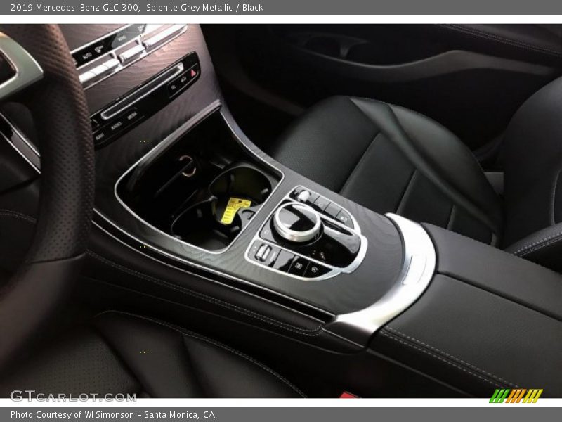 Selenite Grey Metallic / Black 2019 Mercedes-Benz GLC 300