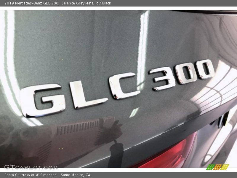 Selenite Grey Metallic / Black 2019 Mercedes-Benz GLC 300