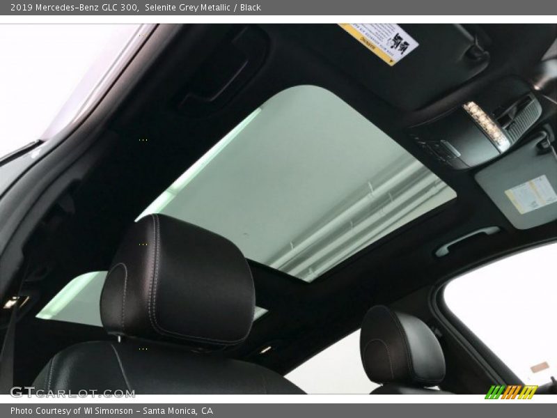 Selenite Grey Metallic / Black 2019 Mercedes-Benz GLC 300