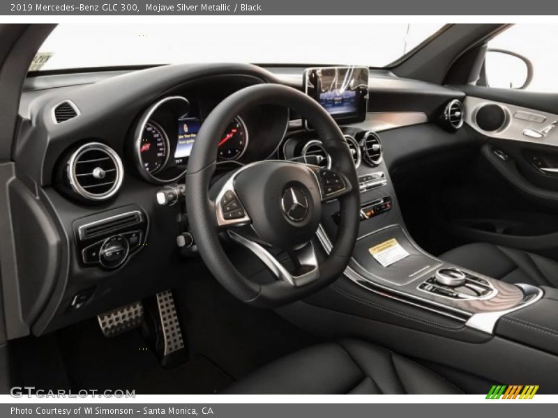 Mojave Silver Metallic / Black 2019 Mercedes-Benz GLC 300