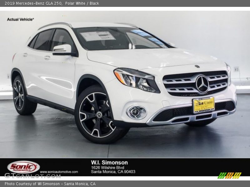 Polar White / Black 2019 Mercedes-Benz GLA 250