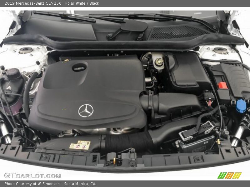 Polar White / Black 2019 Mercedes-Benz GLA 250