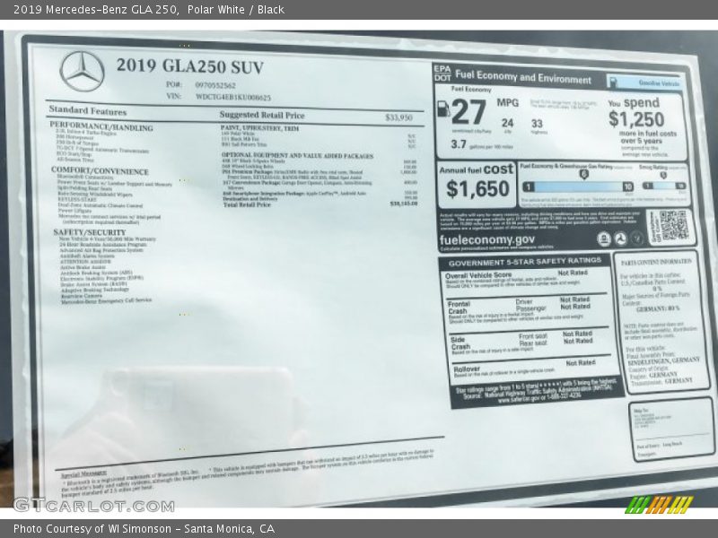 Polar White / Black 2019 Mercedes-Benz GLA 250