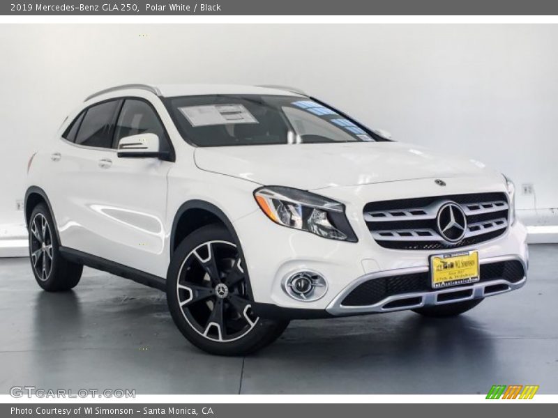 Polar White / Black 2019 Mercedes-Benz GLA 250