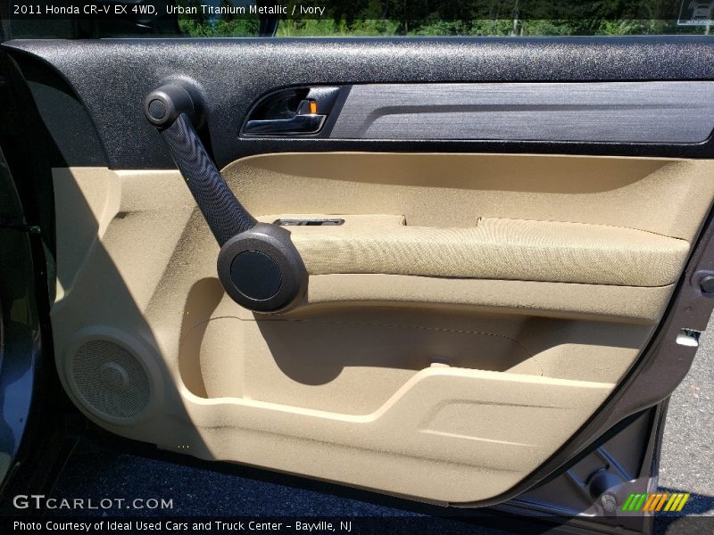 Urban Titanium Metallic / Ivory 2011 Honda CR-V EX 4WD