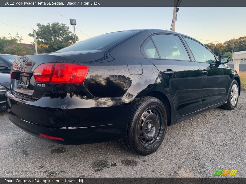 Black / Titan Black 2012 Volkswagen Jetta SE Sedan
