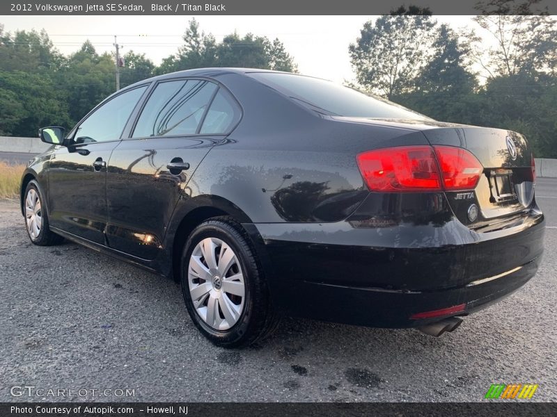Black / Titan Black 2012 Volkswagen Jetta SE Sedan