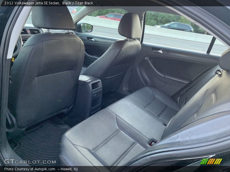 Black / Titan Black 2012 Volkswagen Jetta SE Sedan