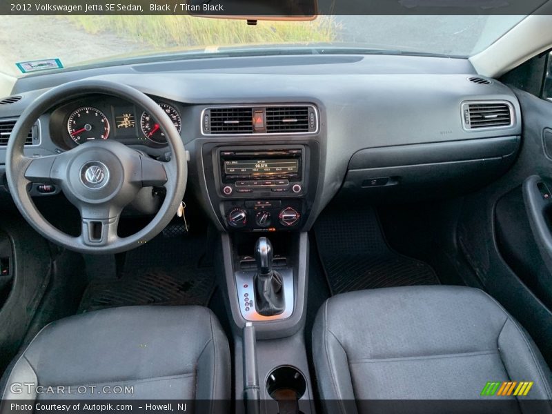 Black / Titan Black 2012 Volkswagen Jetta SE Sedan