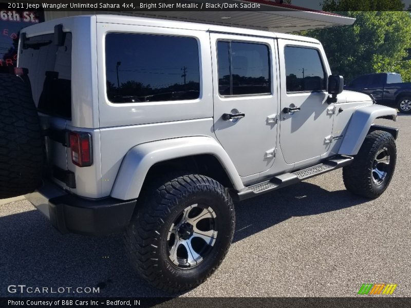 Bright Silver Metallic / Black/Dark Saddle 2011 Jeep Wrangler Unlimited Sahara 4x4