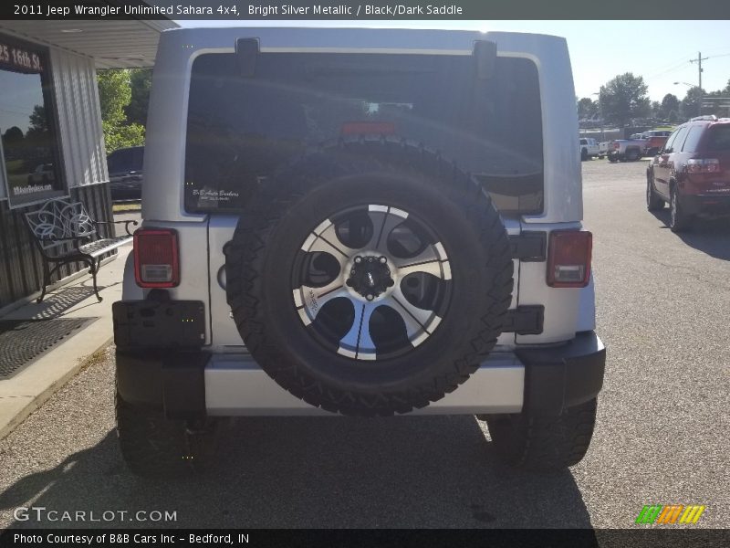 Bright Silver Metallic / Black/Dark Saddle 2011 Jeep Wrangler Unlimited Sahara 4x4