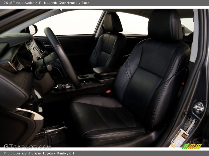 Magnetic Gray Metallic / Black 2018 Toyota Avalon XLE