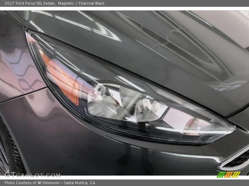 Magnetic / Charcoal Black 2017 Ford Focus SEL Sedan