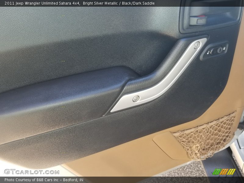 Bright Silver Metallic / Black/Dark Saddle 2011 Jeep Wrangler Unlimited Sahara 4x4