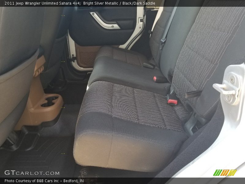 Bright Silver Metallic / Black/Dark Saddle 2011 Jeep Wrangler Unlimited Sahara 4x4