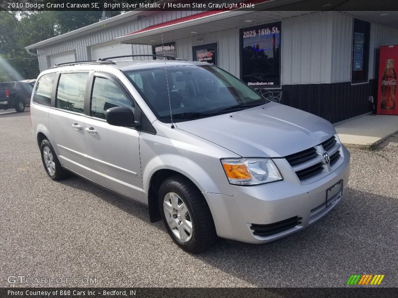 Bright Silver Metallic / Medium Slate Gray/Light Shale 2010 Dodge Grand Caravan SE