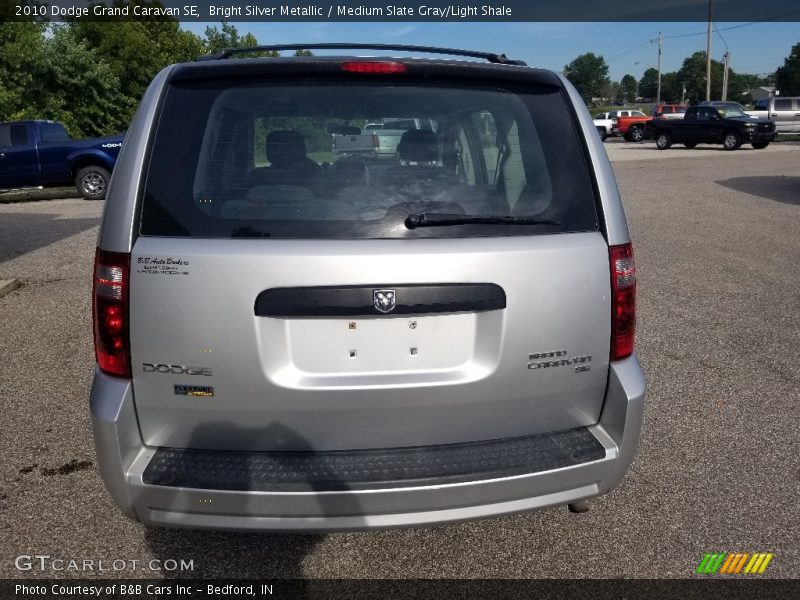 Bright Silver Metallic / Medium Slate Gray/Light Shale 2010 Dodge Grand Caravan SE