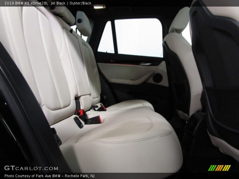 Jet Black / Oyster/Black 2019 BMW X1 xDrive28i
