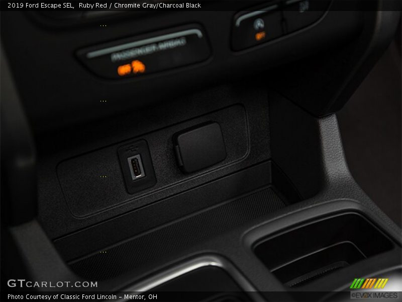 Ruby Red / Chromite Gray/Charcoal Black 2019 Ford Escape SEL