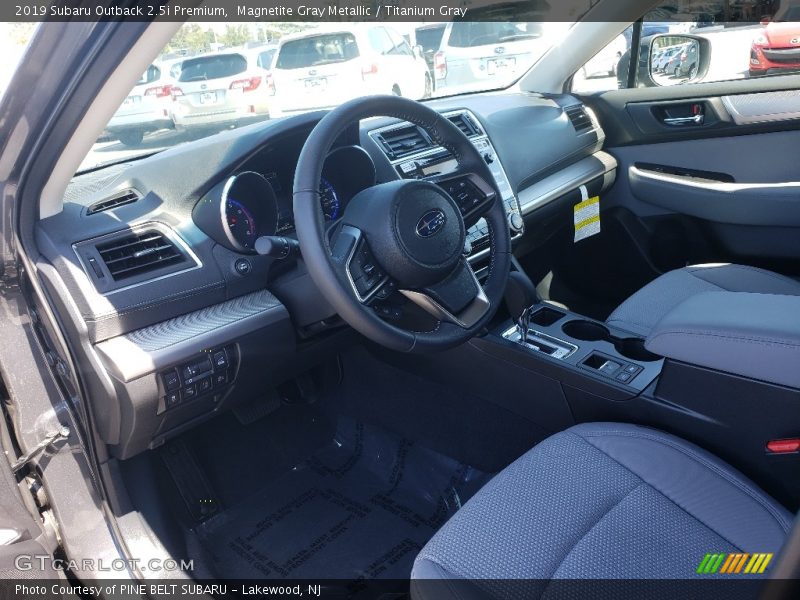 Magnetite Gray Metallic / Titanium Gray 2019 Subaru Outback 2.5i Premium