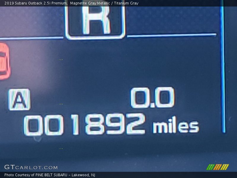 Magnetite Gray Metallic / Titanium Gray 2019 Subaru Outback 2.5i Premium