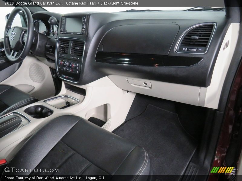Octane Red Pearl / Black/Light Graystone 2019 Dodge Grand Caravan SXT