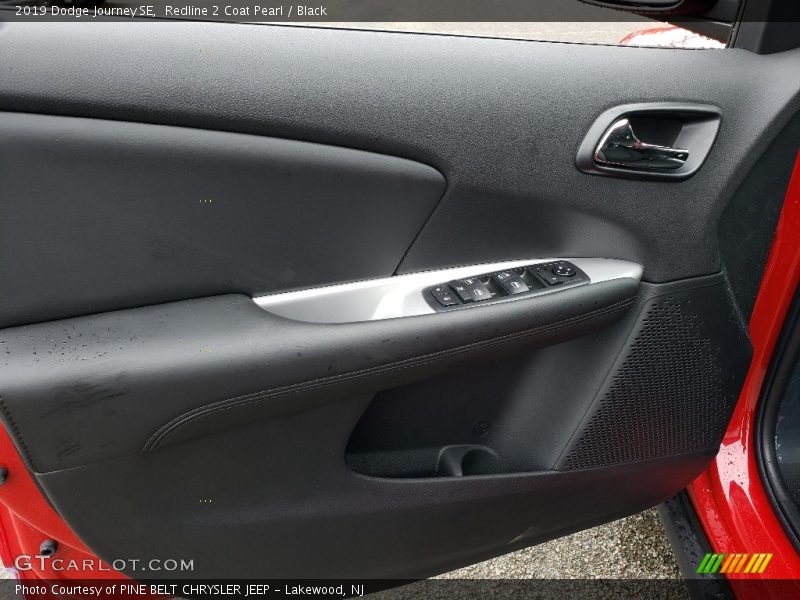 Redline 2 Coat Pearl / Black 2019 Dodge Journey SE