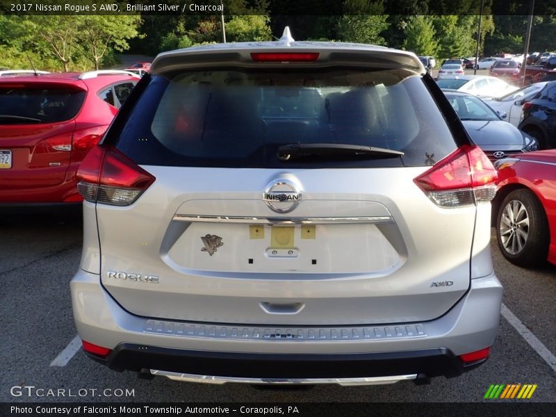 Brilliant Silver / Charcoal 2017 Nissan Rogue S AWD
