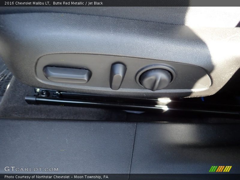 Butte Red Metallic / Jet Black 2016 Chevrolet Malibu LT