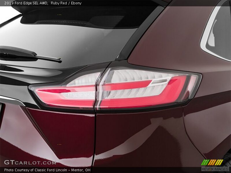 Ruby Red / Ebony 2019 Ford Edge SEL AWD