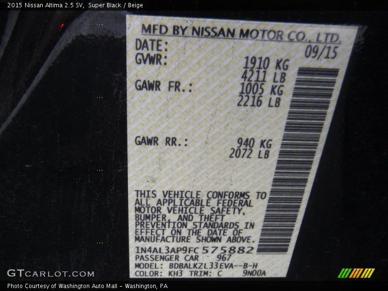 Super Black / Beige 2015 Nissan Altima 2.5 SV