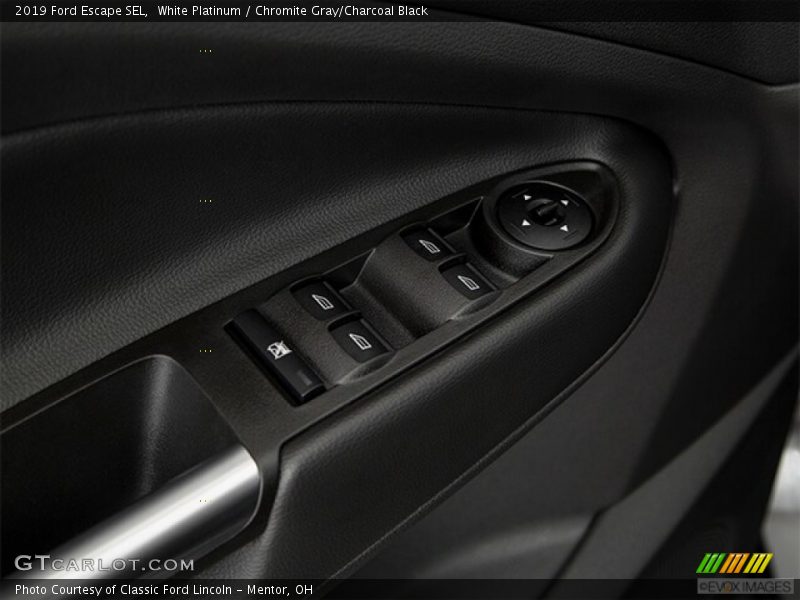 White Platinum / Chromite Gray/Charcoal Black 2019 Ford Escape SEL