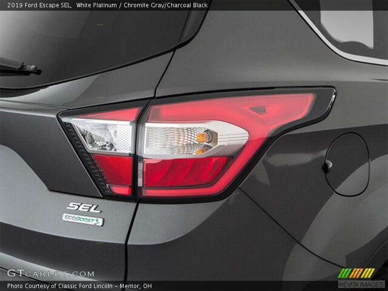 White Platinum / Chromite Gray/Charcoal Black 2019 Ford Escape SEL