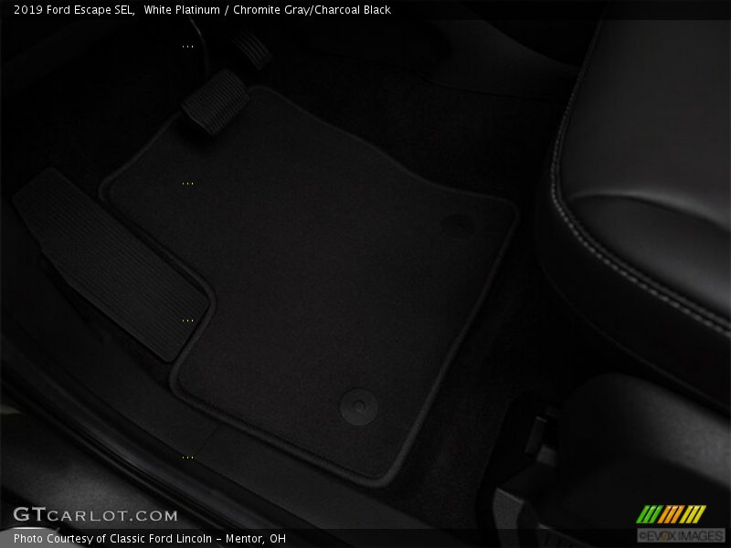 White Platinum / Chromite Gray/Charcoal Black 2019 Ford Escape SEL