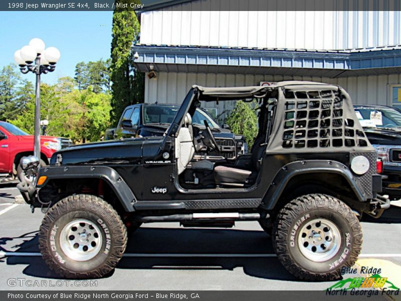 Black / Mist Grey 1998 Jeep Wrangler SE 4x4
