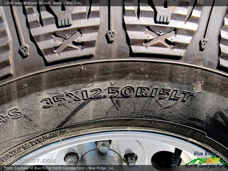 Black / Mist Grey 1998 Jeep Wrangler SE 4x4
