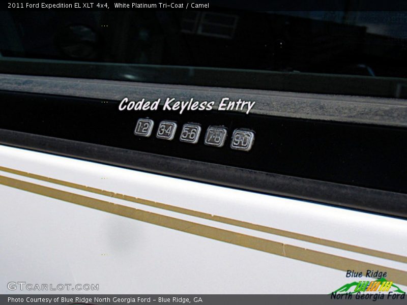 White Platinum Tri-Coat / Camel 2011 Ford Expedition EL XLT 4x4