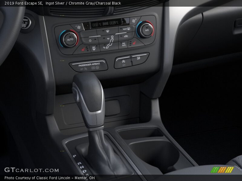 Ingot Silver / Chromite Gray/Charcoal Black 2019 Ford Escape SE