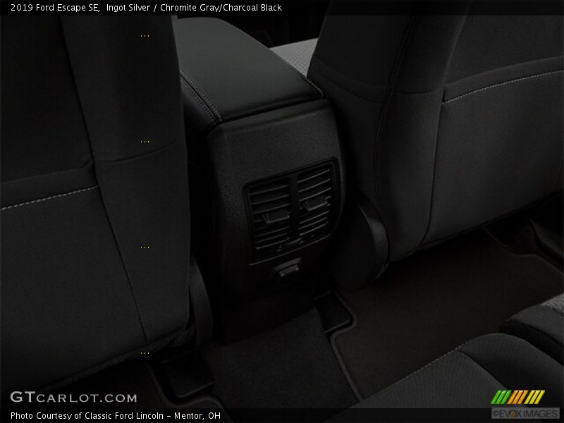 Ingot Silver / Chromite Gray/Charcoal Black 2019 Ford Escape SE