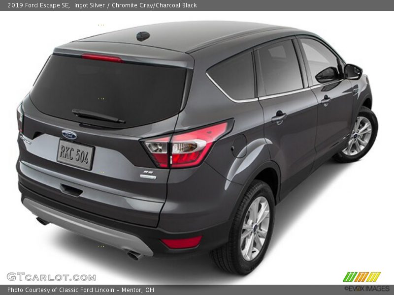 Ingot Silver / Chromite Gray/Charcoal Black 2019 Ford Escape SE