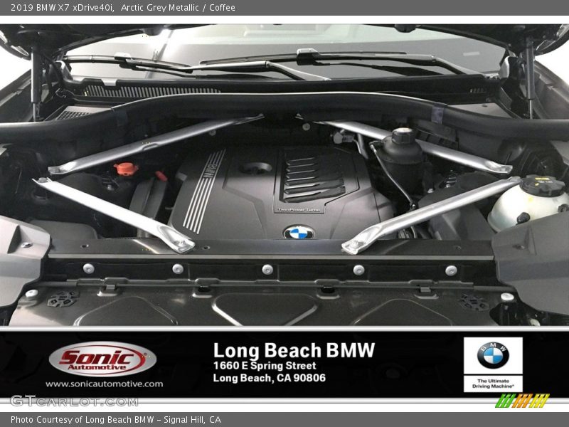 Arctic Grey Metallic / Coffee 2019 BMW X7 xDrive40i