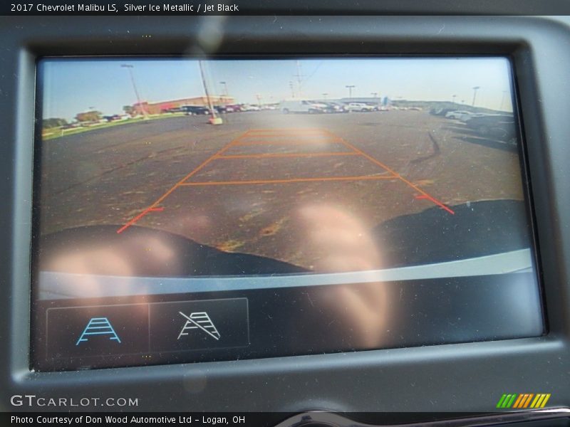Silver Ice Metallic / Jet Black 2017 Chevrolet Malibu LS