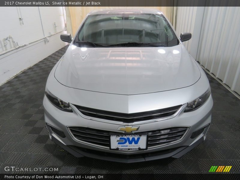 Silver Ice Metallic / Jet Black 2017 Chevrolet Malibu LS