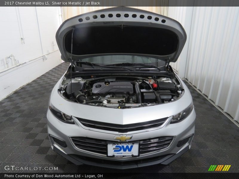 Silver Ice Metallic / Jet Black 2017 Chevrolet Malibu LS