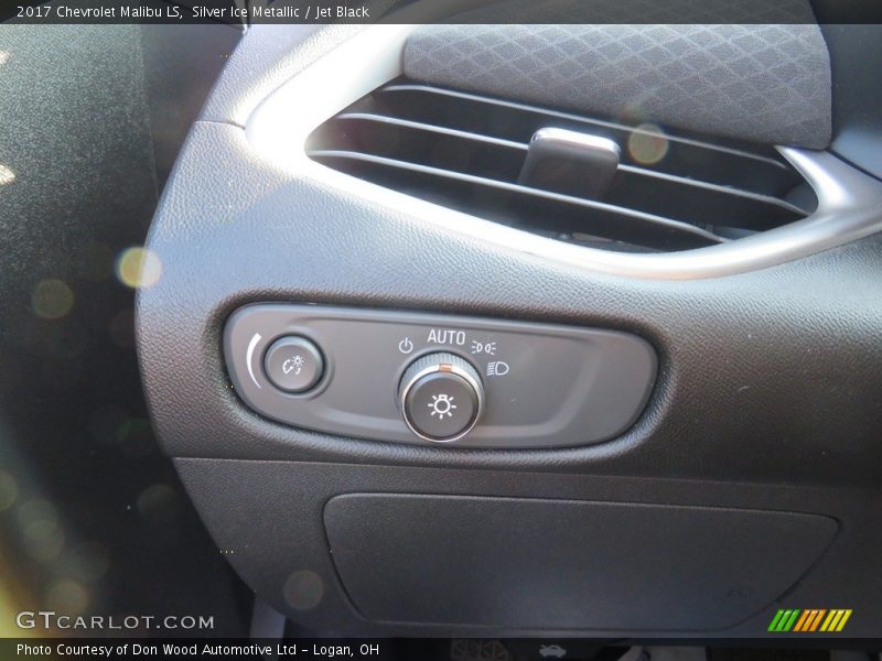 Silver Ice Metallic / Jet Black 2017 Chevrolet Malibu LS