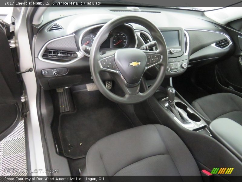 Silver Ice Metallic / Jet Black 2017 Chevrolet Malibu LS
