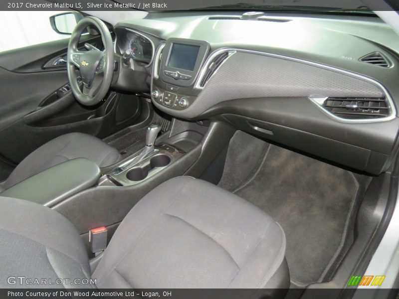 Silver Ice Metallic / Jet Black 2017 Chevrolet Malibu LS